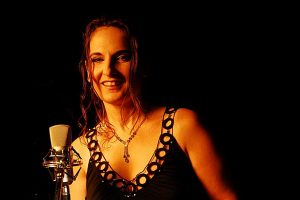 Orya Deisraeli - vocie teacher &jazz singer